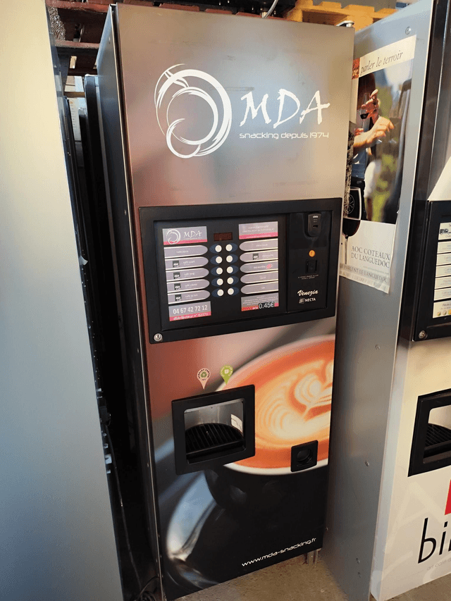 Distributeur de café Necta Venezia 