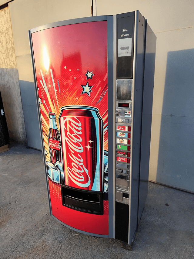 Distributeur de boissons fraîches Necta Zeta